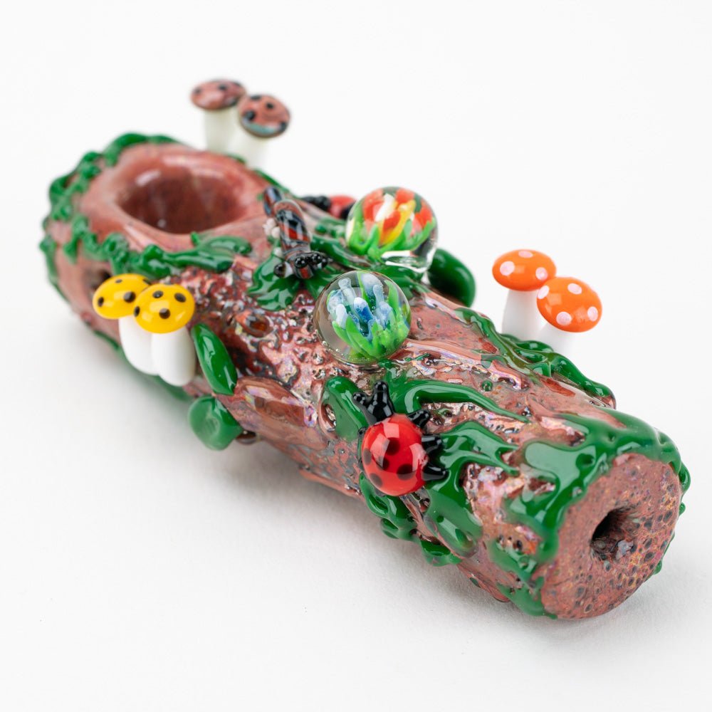 Mossy Log Glass Pipe Zoomed Front